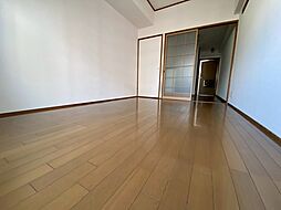 フジビル23 6階1Kのリビング/ダイニング