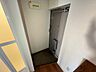 玄関：※別部屋の写真です