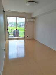 コーラル 2階1LDKのリビング/ダイニング