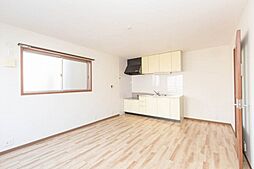 ぺろ・い・ふぁみりあ中野東　A棟 2階2LDKのリビング/ダイニング