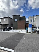 周辺は新築が多く、同じ時期にお引越しの方もいると安心ですね☆