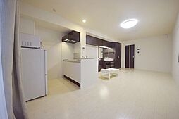 ミランダクレールコート新里 1階ワンルームのリビング/ダイニング