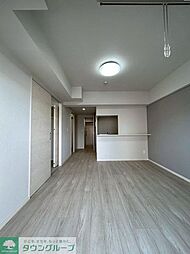 メイクスアート五反野 303 3階2LDKのリビング/ダイニング