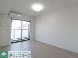 GENOVIA八潮 102 1階1Kのリビング/ダイニング