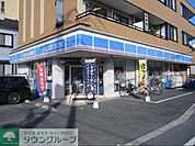 ローソン 徒歩9分。コンビニ 660m