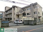 八木北小学校 850m