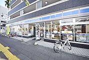 ローソン草加高砂二丁目店 249m