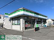 ファミリーマート 77m