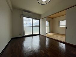 大歳マンション 2-A 2階2DKのリビング/ダイニング