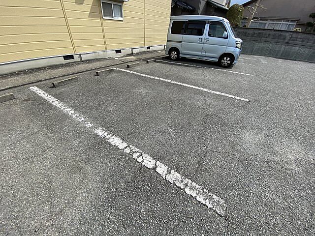 6 / 10