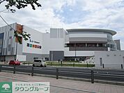 ららぽーと 徒歩4分。ショッピングセンター 320m