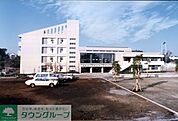 厚木市立依知中学校 徒歩38分。中学校 2980m