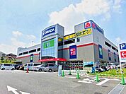 ヤマダ電機テックランド戸塚店 862m