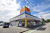 マツモトキヨシ大和桜森店 486m