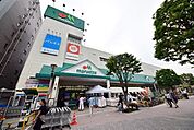 マルエツ瀬谷店 1461m