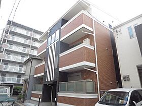 ル・デセール堺  ｜ 大阪府堺市堺区甲斐町西３丁1番13号（賃貸アパート1LDK・3階・33.93㎡） その1