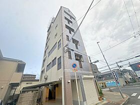 パステロ扇町  ｜ 大阪府大東市扇町7-14（賃貸マンション1R・4階・30.00㎡） その1