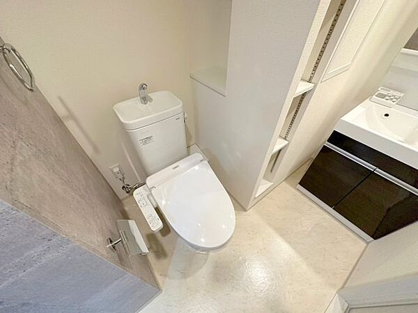 画像9:清潔感のあるトイレは、誰もがリラックスできる空間です。 