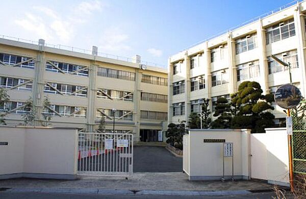 画像28:【高校】大阪商業大学高等学校まで242ｍ