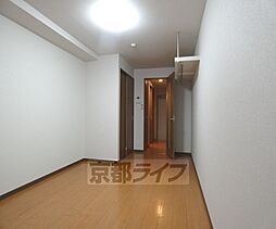 京都市営烏丸線 今出川駅 徒歩23分の賃貸マンション 1階1Kのリビング/ダイニング