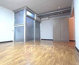 京阪本線 神宮丸太町駅 徒歩8分の賃貸マンション 1階1Kのリビング/ダイニング