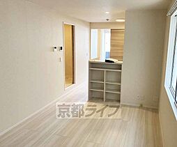 京都地下鉄東西線 御陵駅 徒歩18分の賃貸アパート 3階1LDKのリビング/ダイニング
