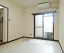 ロイヤルレディーデンス山口 307 3階1Kのリビング/ダイニング