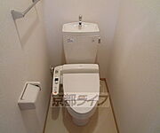清潔感のあるトイレになります。