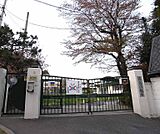 衣笠幼稚園まで1400m 幼稚園の横には衣笠保育園が隣接してますよ。