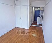 室内を別角度から撮影しました。
