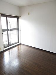 K2フラット 3階1DKのリビング/ダイニング