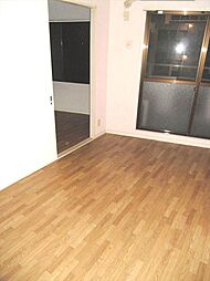 シュロスカー 2階2DKのリビング/ダイニング