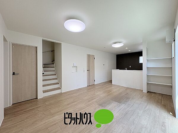 リビング/ダイニング