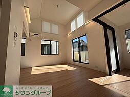 ファインコート国立ルミナスヴィラ 3SLDKのリビング/ダイニング