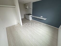 メゾン・ド・ルミエール国府台 1階ワンルームのリビング/ダイニング