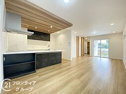 リビング/ダイニングの画像