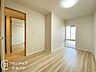子供部屋：明るく広々とした子ども部屋は、遊び心をくすぐる空間です。お子様の成長を見守るのにぴったりの環境です。