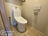 トイレ：快適なトイレで、家族全員が気持ちよく利用できます。明るく開放的なトイレで、リラックスできる空間を提供します