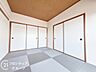 寝室：お客様にあった住宅ローンをご提案させていただきます