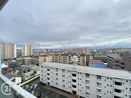 マイホームは一生に一度の大きな買い物だからこそ、納得いくまで情報を集めてほしいと思います。疑問はどんどんスタッフにぶつけてください