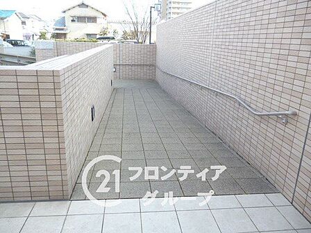資金計画や住宅ローンのしくみなど、購入前に知っておきたいことをわかりやすくご説明しています。まずはお気軽にお問い合わせください