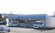 コンビニ「ローソン三木緑が丘西店まで586ｍ」