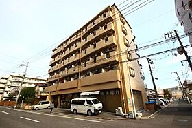 広島県広島市西区楠木町３丁目5番17号（賃貸マンション1R・4階・16.00㎡） その1