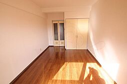 JR山陽本線 横川駅 徒歩10分の賃貸マンション 5階1Kのリビング/ダイニング