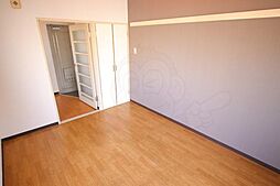 ジャルダン中山 4階1Kのリビング/ダイニング