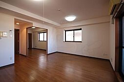 コンフォール空港通り 6階1LDKのリビング/ダイニング