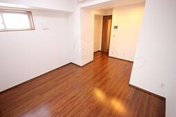 CREST CENTRAL BLDG. 8階1LDKのリビング/ダイニング