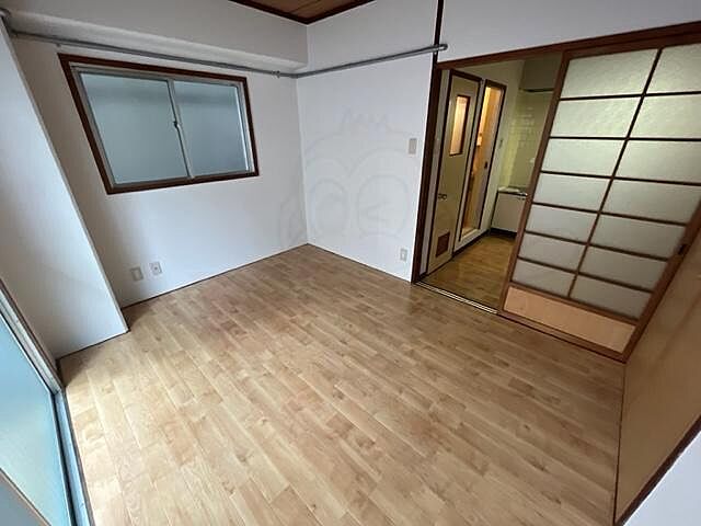 寝室