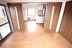 NICHIEI 2階1LDKのリビング/ダイニング