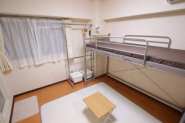 寝室